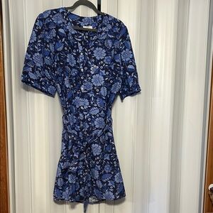 Brand new UnTuckit linen Blue floral Dress